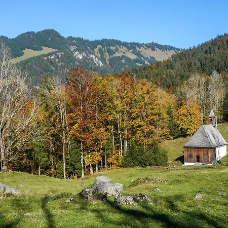 Alpstuga Hirschberghuette *